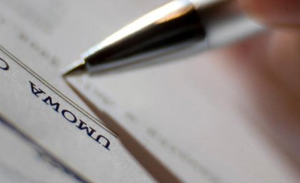 Umowy na czas określony: Łączna liczba terminowych umów na zastępstwo
