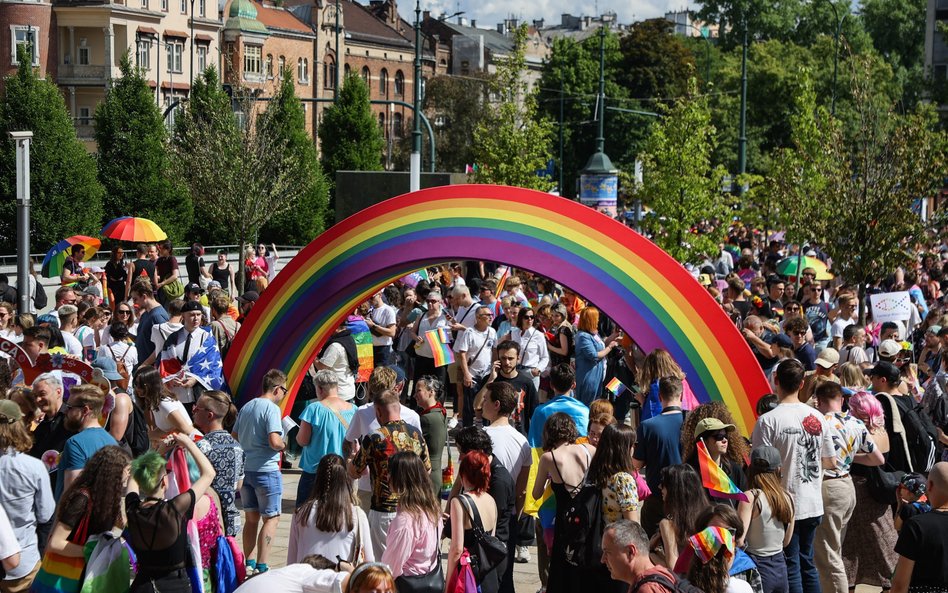 Ustawa o związkach partnerskich miała pojawić się przed zaplanowaną na sobotę paradą równości