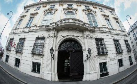 Austriacki urząd kanclerski w Wiedniu na Ballhausplatz