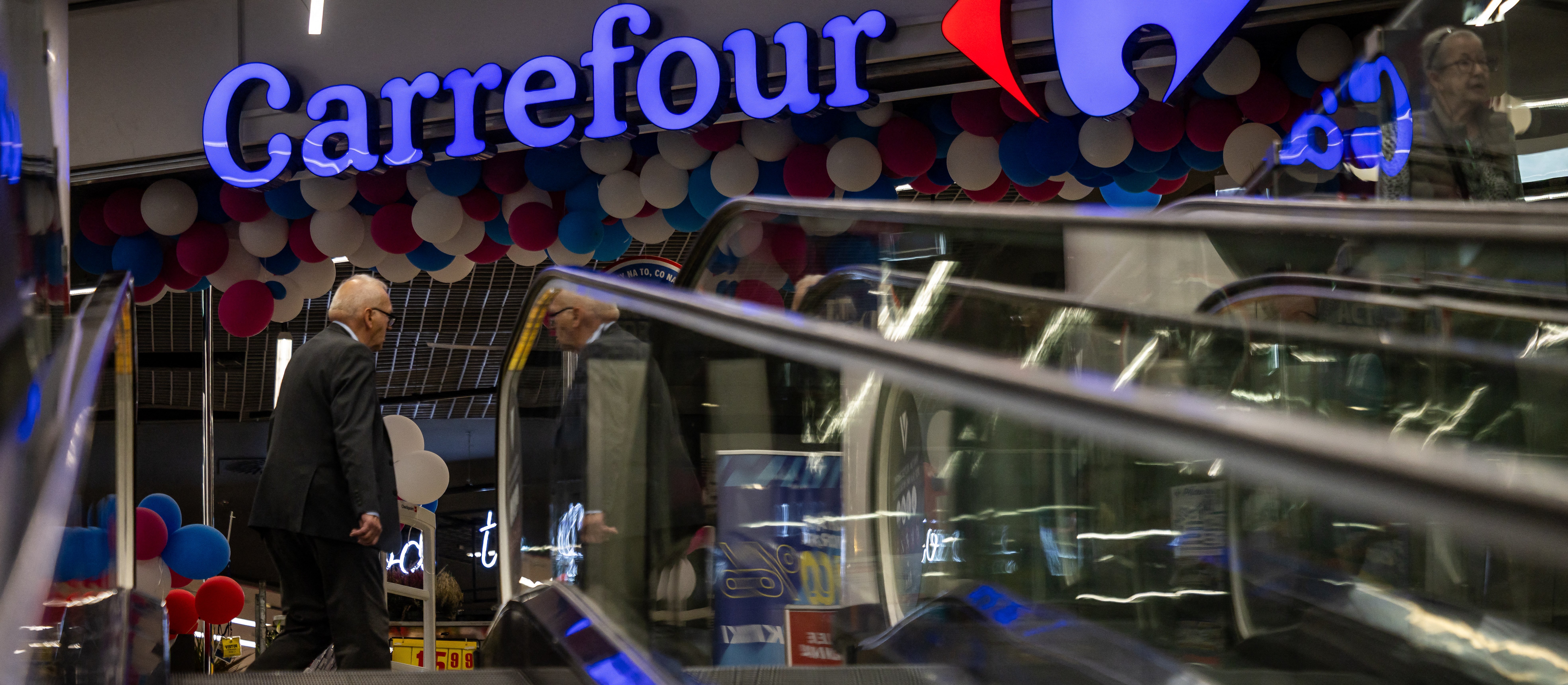 Кандидат на приобретение магазинов Carrefour? Приносит огромные убытки