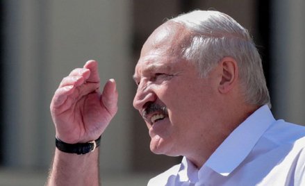 Łukaszenko: Zamknąć strajkujące zakłady