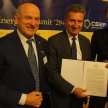Musimy zmniejszyć zależność Europy Środkowej od dostaw gazu z jednego kierunku – przekonywał w Bukar