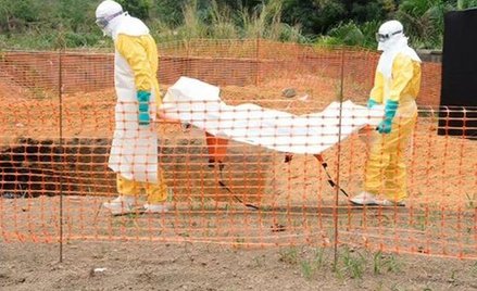 Ebola wciąż zabija