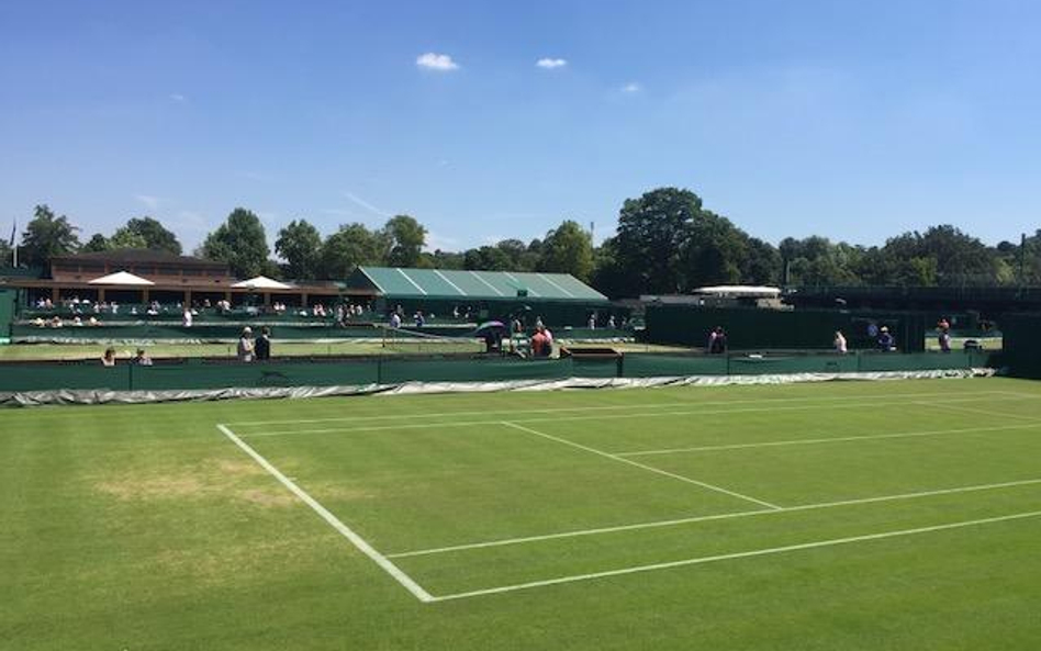 Wimbledon: W kwalifikacjach została tylko Urszula Radwańska