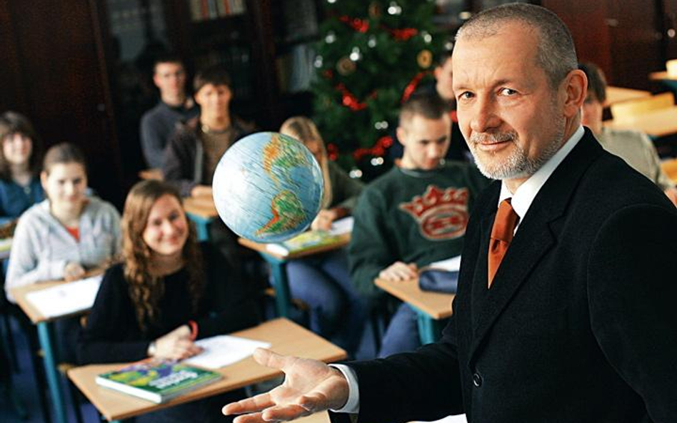 Pedagodzy nie mogą pracować tylko dla idei