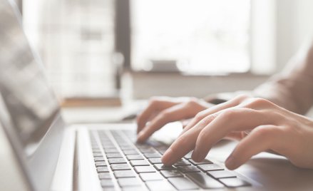 Text mówi o 2026 roku. Widzi kilka pozytywnych trendów