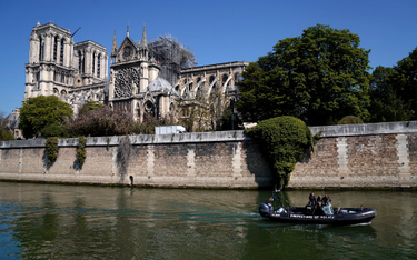 Oszuści zbierali pieniądze na odbudowę Notre Dame