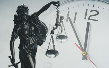 Zadaniowy czas pracy w sądach - Ryszard Sadlik o pracy sędziów i asystentów sędziów