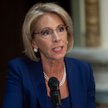 Betsy DeVos została zatwierdzona na stanowisku sekretarza ds. edukacji w lutym 2017 roku. Senat zaak