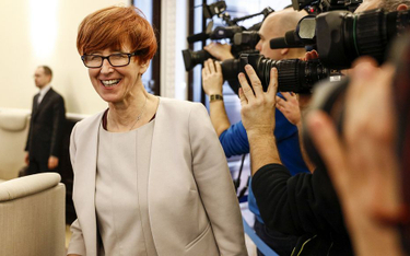Odpowiedzialna za projekt wiceminister Elżbieta Bojanowska w piątek oddała się do dyspozycji ministe