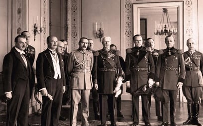 Wręczenie marszałkowi Polski Józefowi Piłsudskiemu w Belwederze Wielkiej Wstęgi Orderu Maltańskiego 