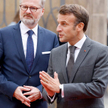 Gospodarz praskiego szczytu premier Czech Petr Fiala i prezydent Francji Emmanuel Macron