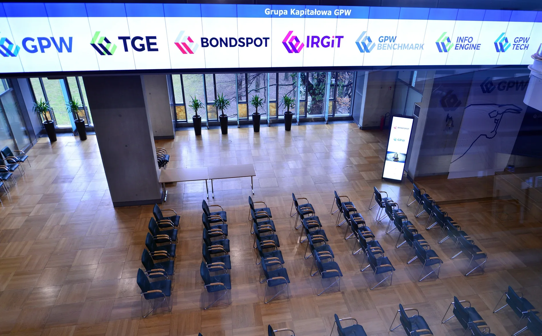 BondSpot wzmocniony znanymi nazwiskami