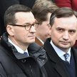 Premier Mateusz Morawiecki (L), minister sprawiedliwości Zbigniew Ziobro (P)