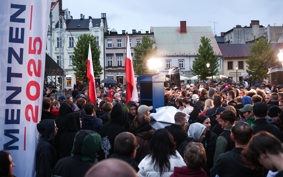 Sławomir Mentzen kampanię wyborczą prowadzi od września 2024 roku