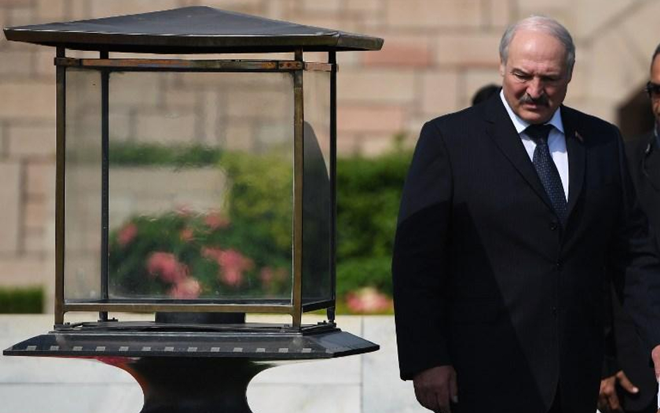 Alaksandr Łukaszenko walczy z adwokatami