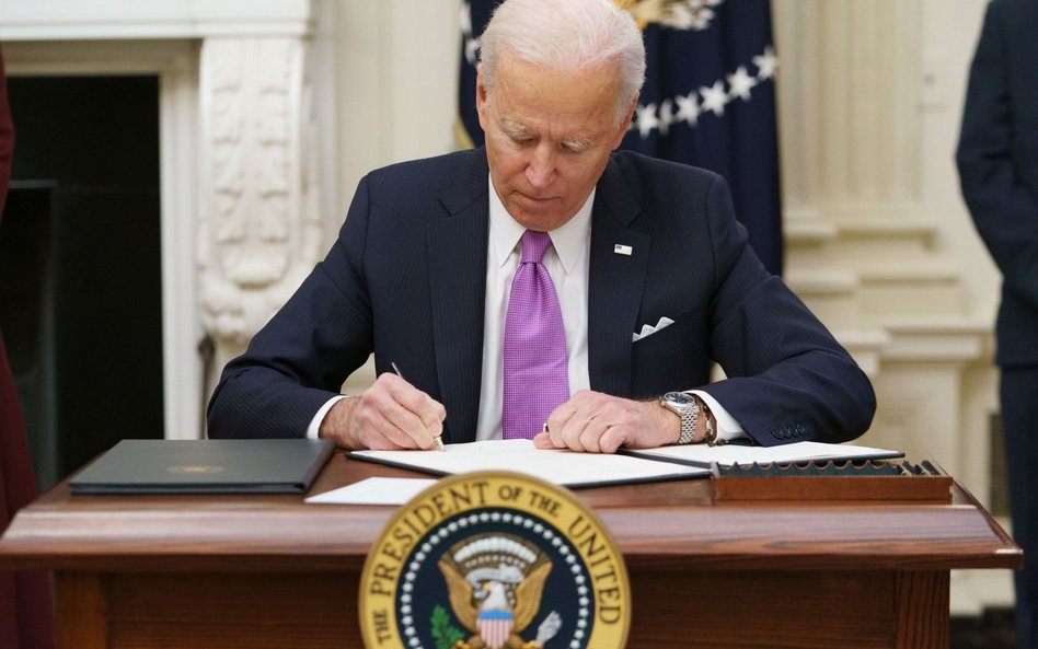 Koronawirus. USA: Biden zamknie granice przed przybywającymi z RPA?