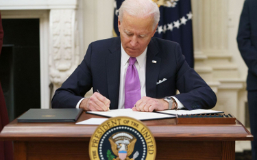 Koronawirus. USA: Biden zamknie granice przed przybywającymi z RPA?