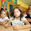 Posłowie wysłali sześciolatki do szkół