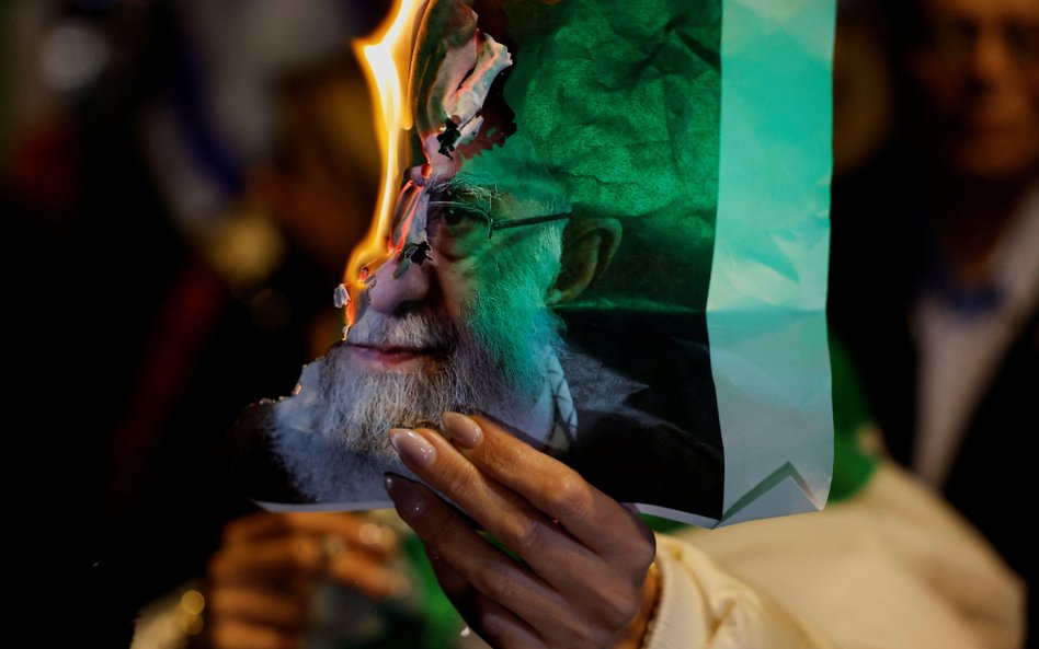 W Iranie trwają najpoważniejsze od lat protesty. Według niesprawdzonych informacji zginęlo od kilkus