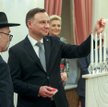 W niedzielę podczas zapalenia świec chanukowych prezydent Andrzej Duda mówił, że zależy mu, by Żydzi