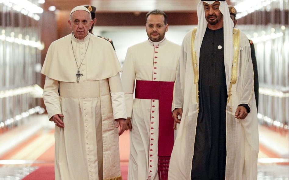 Papież Franciszek udał się do Zjednoczonych Emiratów Arabskich.