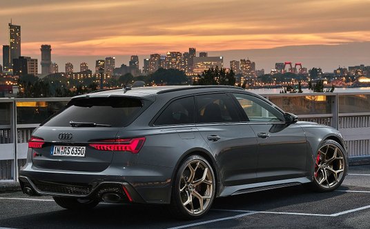 Audi RS6 Avant Performance