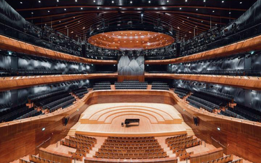 Sala koncertowa na 1800 miejsc o najwyższej jakości akustyce, jednej z najlepszych w Europie