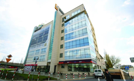 Głównymi najemcami biurowca Alma są Renault, RCI Bank, Pol-Assistance oraz Call Center Poland