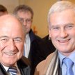 Sepp Blatter i Michał Listkiewicz podczas wizyty szefa FIFA w Warszawie