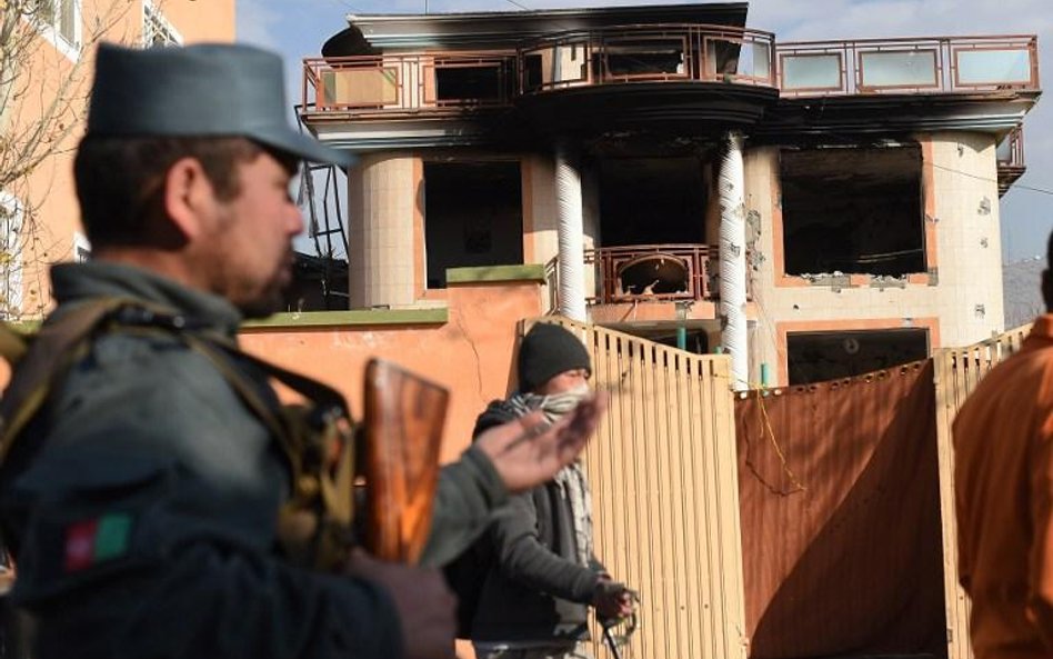 Afganistan: fundamentaliści islamscy przejęli inicjatywę