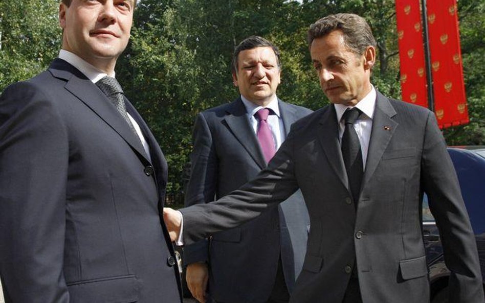 Dimitrij Miedwiediew, Jose Manuel Barroso i Nicolas Sarkozy (od lewej)