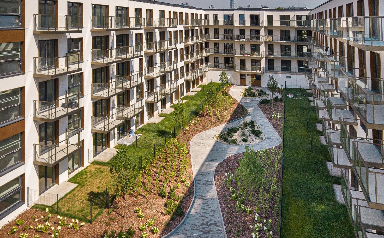 Mimo nalotu dronów popyt na kredyty mieszkaniowe we wrześniu był mocny