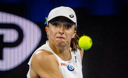 Iga Świątek w trzeciej rundzie zmierzy się w piątek z Hiszpanką Cristiną Bucsą (100 WTA) i trudno ni
