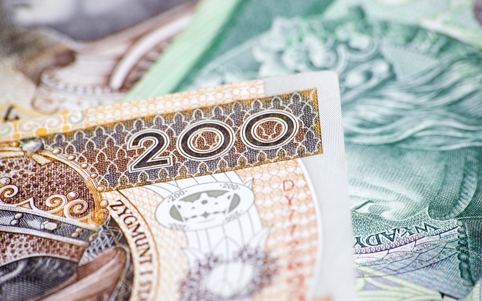 W emisjach firm pojawiają się coraz wyższe marże