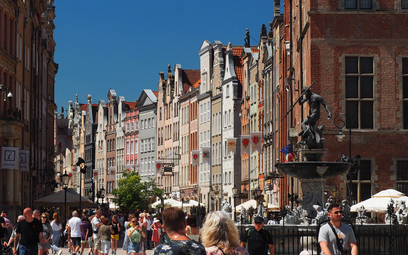 Jednym z trzech miast, które odwiedziła brytyjska dziennikarka był Gdańsk