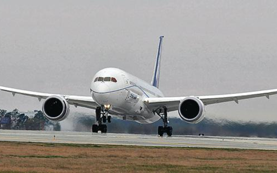 Ósme już opóźnienie dostaw Boeinga 787 stanie się faktem, jeżeli dojdzie do strajku w fabryce koncer