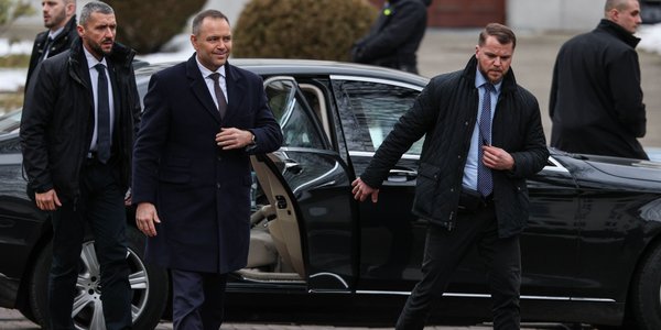 Kancelaria Nawrockiego wynajęła 8 luksusowych Audi za 2 mln zł