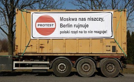 Zagrożonych jest kilkadziesiąt tysięcy miejsc pracy