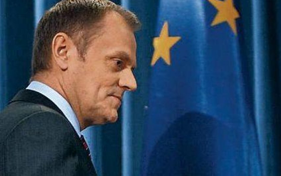 Premier Donald Tusk sięga po znane twarze i polityków kojarzonych do tej pory z innymi partiami, tak