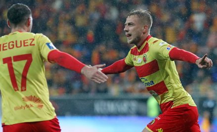 Piłkarz Jagiellonii Białystok Mateusz Skrzypczak cieszy się z gola podczas meczu Ekstraklasy z KGHM 