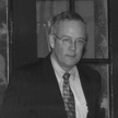 Ken Starr opuszczający Biały Dom, fotografia z 17 sierpnia 1998 r.