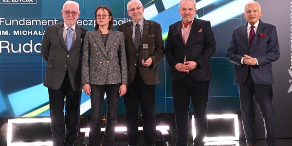 Rudolf Borusiewicz: Fundament Rzeczpospolitej im. Michała Kuleszy. Symbol Polski powiatowej