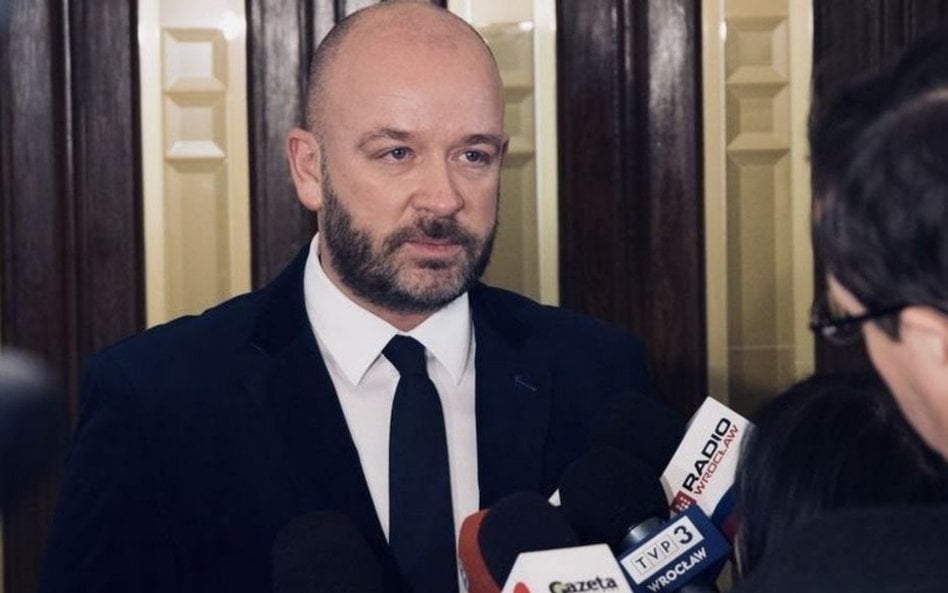 41-latek groził, że "rozpruje" prezydenta Wrocławia Jacka Sutryka