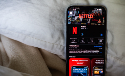 Netflix ma bardzo dobre wyniki finansowe. Teraz stawia na programy na żywo