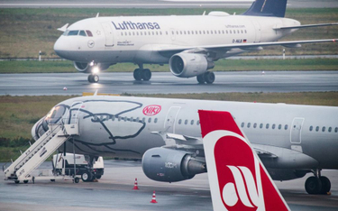 Lufthansa nie chce Niki. Tysiące pasażerów na lodzie