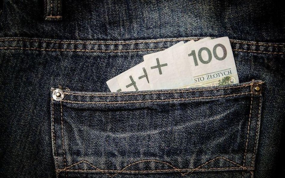 Dodatek solidarnościowy: niewiele czasu na złożenie wniosku o 1400 zł