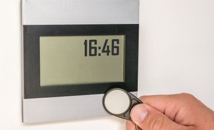Potwierdzanie obecności nie zastąpi ewidencji czasu pracy