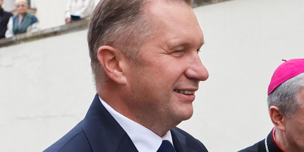 Jarosław Kaczyński pisze, iż PiS zajmie się słowami Przemysława Czarnka. Czarnek się cieszy