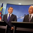 Premier Malezji Najib Razak i premier Australii Tony Albott na wspólnej konferencji prasowej